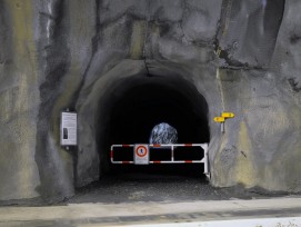 Harderband-Tunnel Wanderweg zwischen Bauen und Isleten