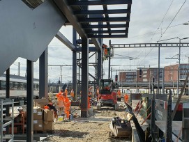 Bauarbeiten Provisorische Passerelle Bahnhof Basel