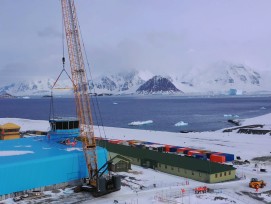 Neues Gebäude Rothera Antarktis Betriebsturm Einhub