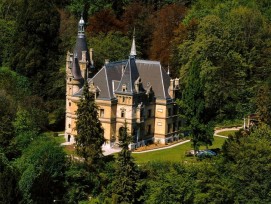 Schloss Hünegg am Thunersee