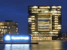 Das ThyssenKrupp-Quartier während der Blauen Stunde im Februar 2019
