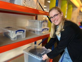 Bibliothek der Dinge Projektleiterin Céline Boschung
