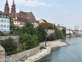 Sicherung der Rheinuferböschung in Basel