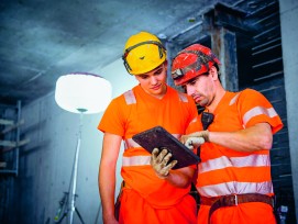 Digitalisierung auf dem Bau, Baupläne werden zunehmend auf dem Tablet gelesen.