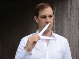 Theaterregissseur und Parfümeur Till Fiegenbaum