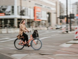Symbolbild_Velo_micheile-henderson-unsplash