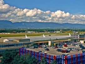Panorama Flughafen Genf.
