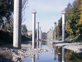 Brückenpfeiler der Sihlhochstrasse 1971