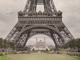 Auguste Léon, Paris: Eiffelturm mit Durchblick auf Le Trocadéro 9. Juli 1914.  (Musée Albert-Kahn, Département des Hauts-de-Seine)