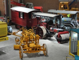 Die Dampfwalze aus dem Jahr 1928 ist der älteste Oldtimer im Ebianum. (Bilder: Frédéric Zwicker)