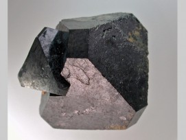 Perowskite (Kelly, CC BY 3.0, wikimedia.org)