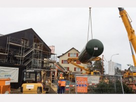 Die Wasserstofftanks werden angeliefert (Bilder zvg)