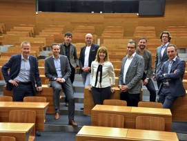 Der gewählte Steuerungsausschuss (v.l.): Markus Weber, gewählter Präsident BdCH, Delegierter SIA BGT, Präsident SIA FGE und Vorsitzender KGTV; Alar Jost, Building smart; Paul Curschellas, ehemaliger Präsident Building smart Schweiz; Ivo Lenherr, Virtual D