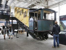 In der Schienenhalle ist die steilste Zahnradbahn der Welt zu sehen. (Foto: Verkehrshaus der Schweiz/Christen)