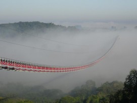 Ein einziges Gummiförderband mit einer Länge von 14,4 Kilometern kommt zum Einsatz.  (Alle Fotos: Leitner AG)