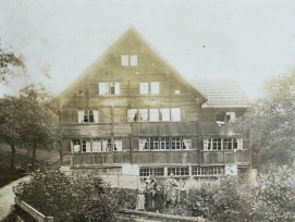 Historische Aufnahme des Hauses Vogelherd in Wolfhalden (Bilder: Stiftung Ferien im Baudenkmal)
