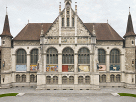 So präsentiert sich die Fassade des Landesmuseums mit dem Werk von Mario Sala. (Studio Willen/Landesmuseum) 1/12