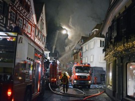 160 Männer der Feuerwehren Steckborn, Diessenhofen, Frauenfeld und Kreuzlingen waren beim Grossbrand im Advent 2015 in der Steckborner Altstadt im Einsatz.