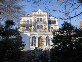 Neu für Ferienaufenthalte zugänglich: Domaine des Tourelles in La Chaux-de-Fonds (Lucas Vuitel für Ferien im Baudenkmal)