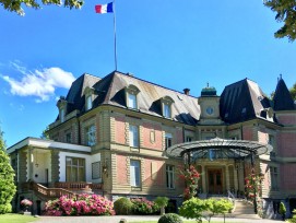 Die Französische Botschaft in der Schweiz lädt zur Besichtigung der Villa von Tscharner in Bern ein. (Bild: © C. Boillat / Französische Botschaft)