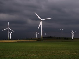 Dunkle Wolken über dem Windparkprojekt auf dem Lindenberg: Die Luzerner fühlen sich von den Aargauern hintergangen (Symbolbild).