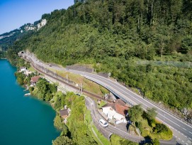 Axenstrasse im Gebiet Ort aus der Luft