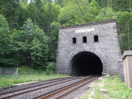 Nordportal des Lötschberg-Scheiteltunnels.