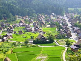 Die historischen Dörfer von Shirakawa-go and Gokayama.