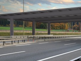 So soll das Solarkraftwerk bei der Autobahn A4 dereinst aussehen.