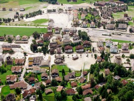 Nur eine voraussschauende Planung der Kanalisation und der Bau von Auffangbecken können verhindern, dass ganze Gemeinden im Wasser stehen.