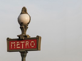 Tafel der Metro in Paris.