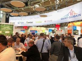 Der Messestand von Saint-Gobain.