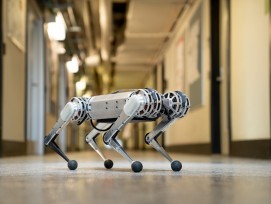 Der Gepard-Roboter kann sich federnd bewegen und wiegt neun Kilo.