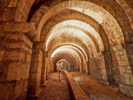 Imposant: Blick in die unterirdischen Stollen der «Grossen Saline» von Salin-les-Bains.