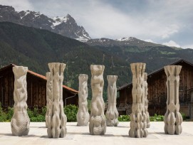 Die Säulen wurden mit einem neuen Roboter-Beton-3D-Druckverfahren der ETH Zürich hergestellt.