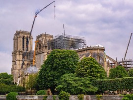Die Arbeiten an der Notre-Dame mussten unterbrochen werden (Aufnahme von Mai 2019).