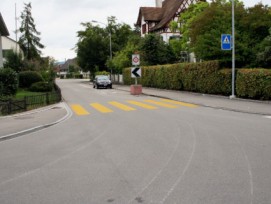 Schnitt beim TCS-Test am besten ab: Dieser Fussgängerstreifen in Frauenfeld ist am Tag gut sichtbar ...