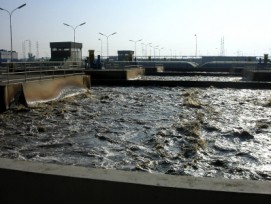 Häufisgter Aufgabenbereich für Zürcher Zweckverbände: Abwasser. (Bild: Gerda Gr./pixelio.de)