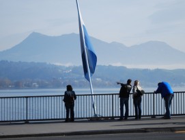 Ausblick von der Seebrücke: Die Stadt Luzern will durch Fusionen ihr Gebiet vergrössern. (Bild: Michael Staub)