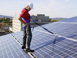 Jobs für fast 23'000 Personen: In Zukunft wird der Bereich der Erneuerbaren Energien gemäss der Studie weiter wachsen.