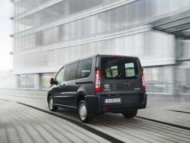 Der neue Toyota Proace ersetzt den Hiace