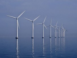 62 Gigawattstunden Strom will das EWZ künftig aus einer Offshore-Windanlage in der Nordsee beziehen. (Im Bild: Offshore-Windpark im dänischen Öresund.)