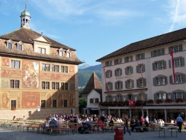 Überraschung in Schwyz: Gegen den Willen der Regierung erhöhte die Gemeindeversammlung die Steuern.