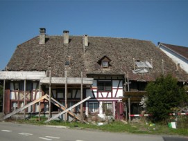 Haus des Anstosses: Die Fröschegrueb in Regensdorf 2009 ...