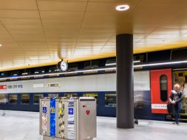 Recyclingstation im Zürcher Hauptbahnhof