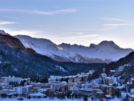 Sonnenaufgang bei St. Moritz 