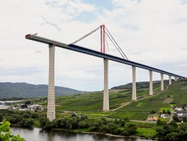 Tiefster Punkt der Bauarbeiten an der Hochmoselbrücke