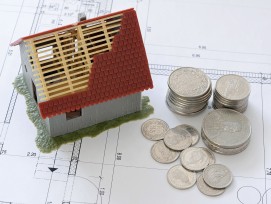 Einfamilienhaus-Modell, Geld und Plan