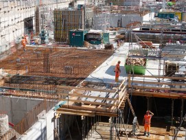 Grossbaustelle: In Bülach werden die Untergeschosse des künftigen Glasi-Wohnhochhauses betoniert.