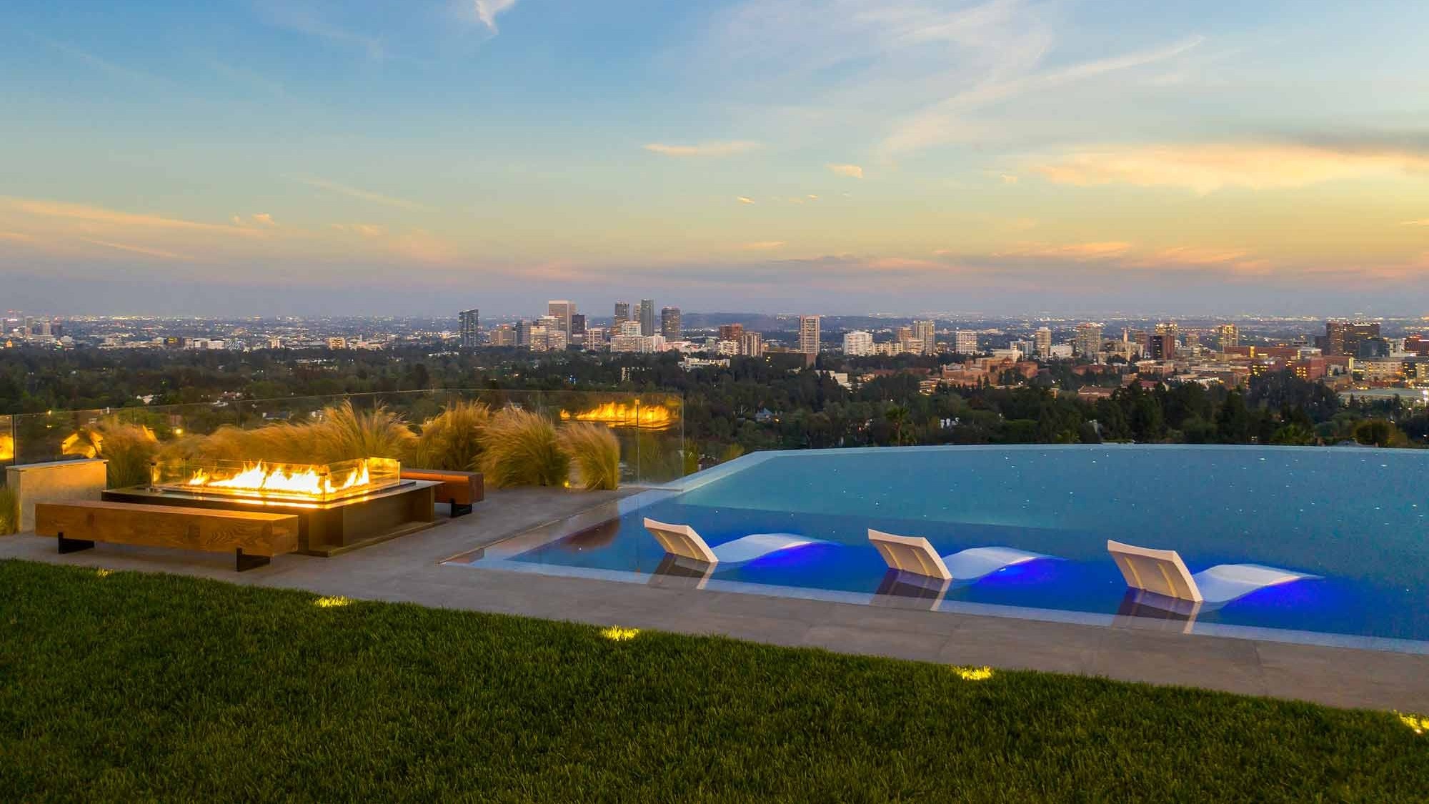 Palazzo Di Vista Blick auf den Infinity-Pool